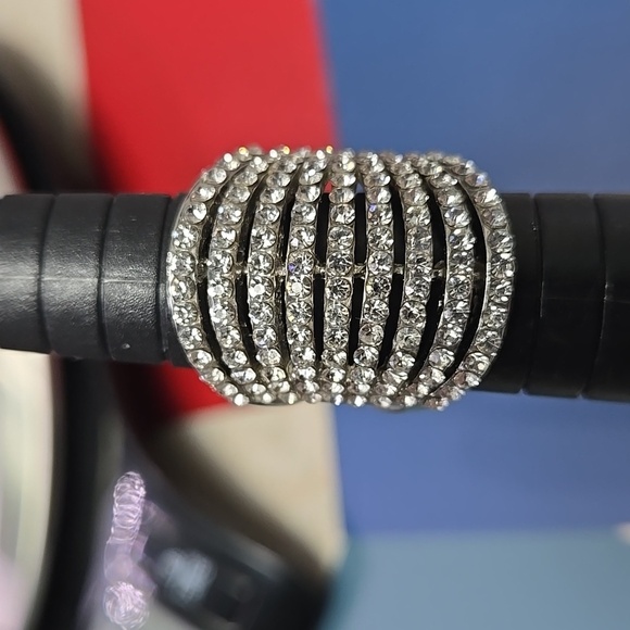 Silver Tone Rhnistones Ring Size 6 - Picture 11 of 17